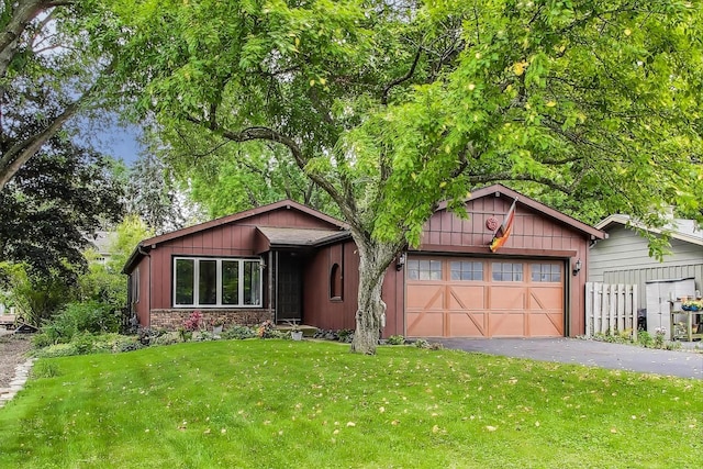 1012 Fargo Blvd, Geneva, IL 60134 - photo 1