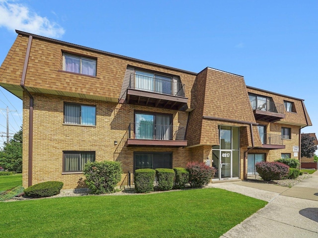 4917 W 109th St Unit 202, Oak Lawn, IL 60453 - photo 2