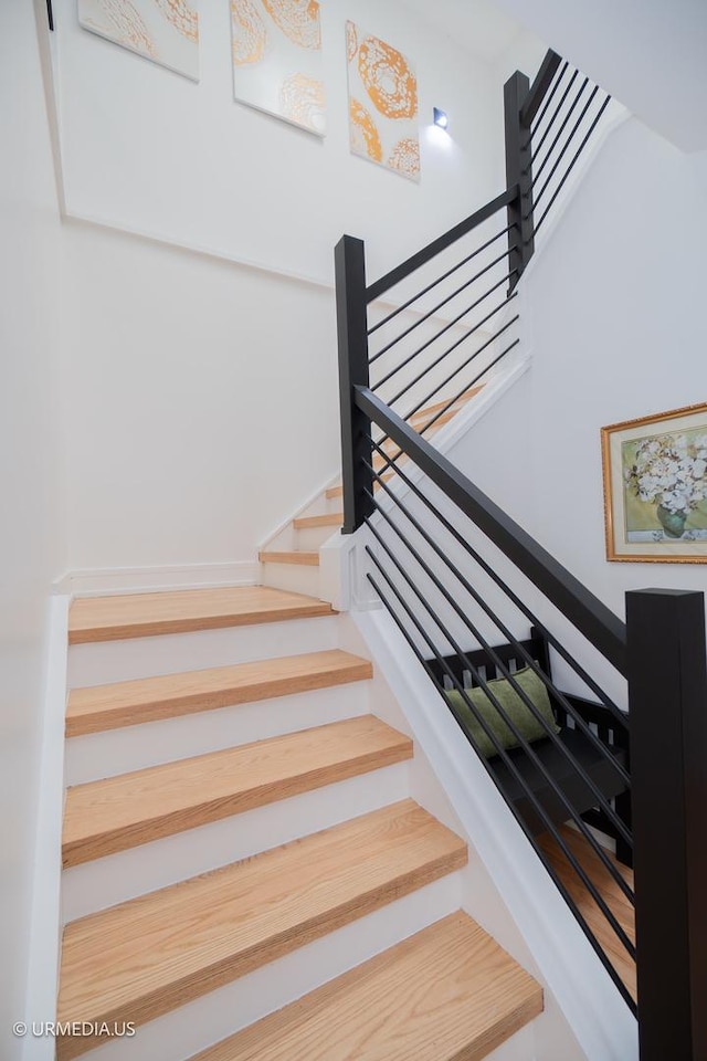 7100 N Sioux Ave, Chicago, IL 60646 - photo 32