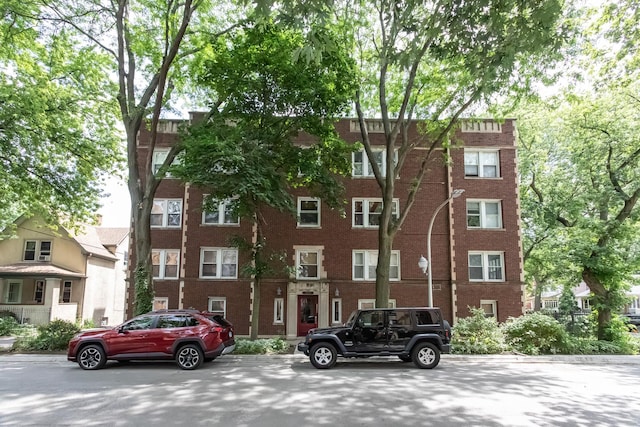 7301 N Wolcott Ave N Unit 2, Chicago, IL 60626 - photo 1