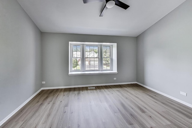 2105 Glasgow Ct, Hanover Park, IL 60133 - photo 9