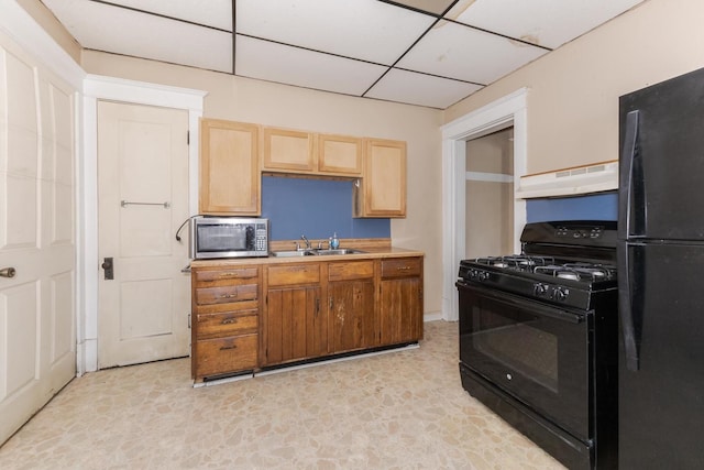 704 E Oakland Ave, Bloomington, IL 61701 - photo 12
