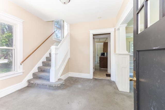 704 E Oakland Ave, Bloomington, IL 61701 - photo 4