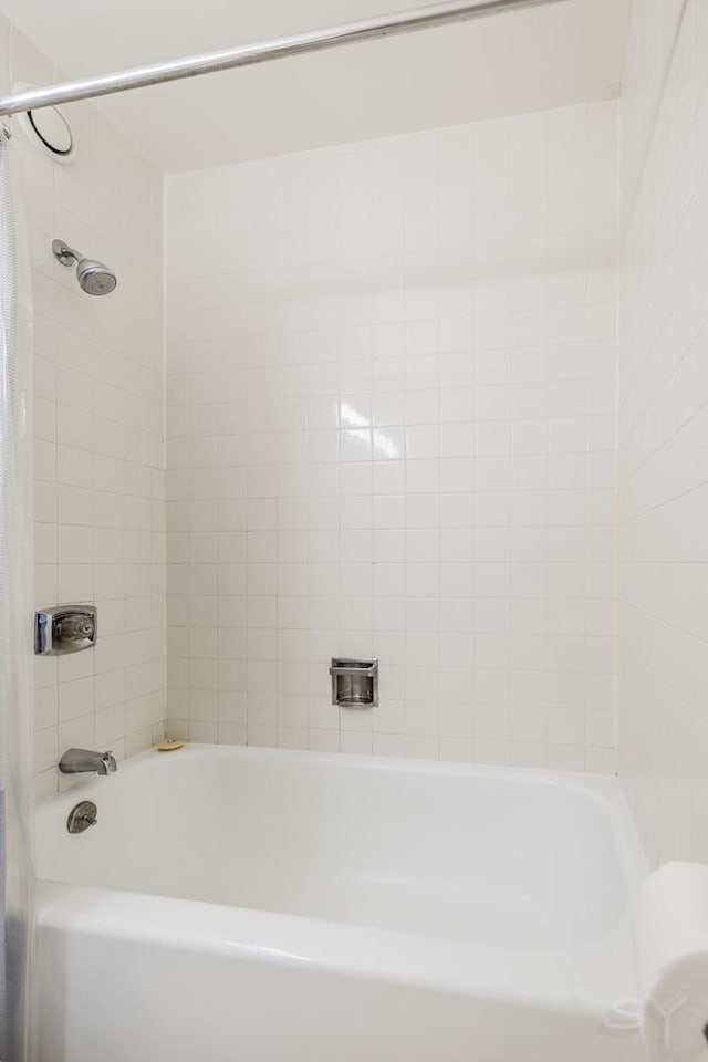 211 E Ohio St Unit 2606, Chicago, IL 60611 - photo 32