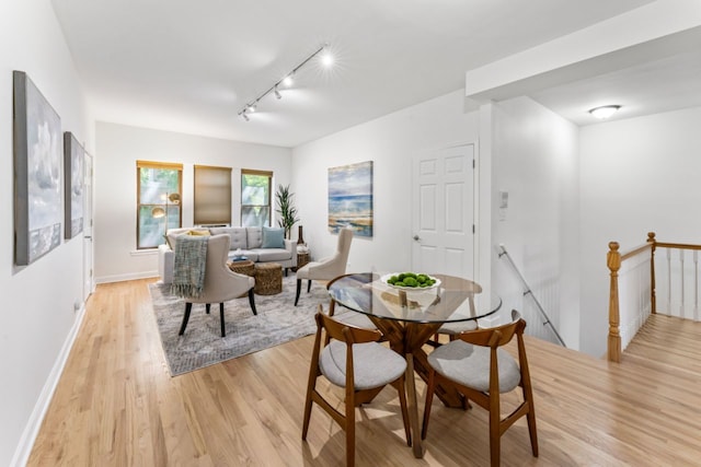 1520 W Belle Plaine Ave Unit 1, Chicago, IL 60613 - photo 4
