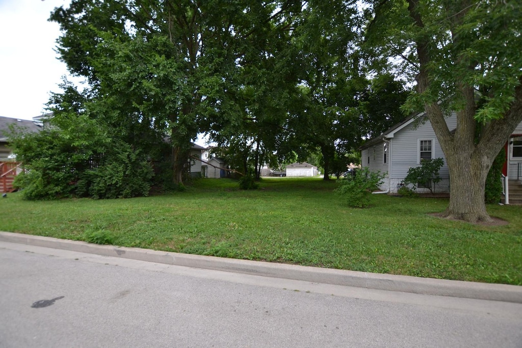 618 Ida St, Joliet, IL 60436 - photo 2