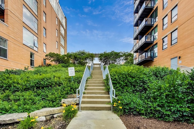 1720 Oak Ave Unit 403, Evanston, IL 60201 - photo 24