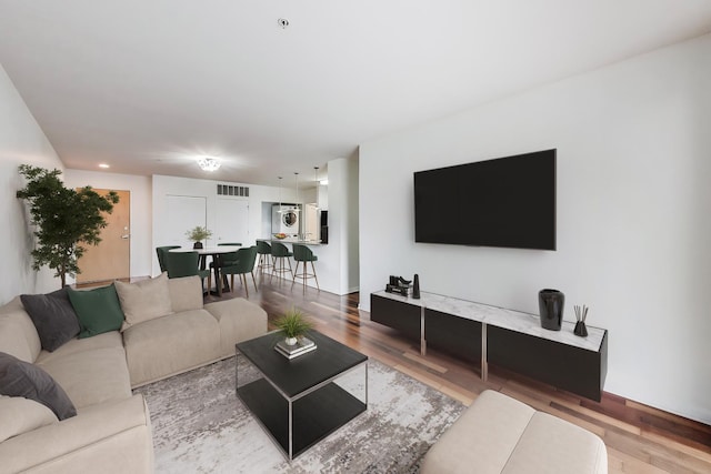 1720 Oak Ave Unit 403, Evanston, IL 60201 - photo 5