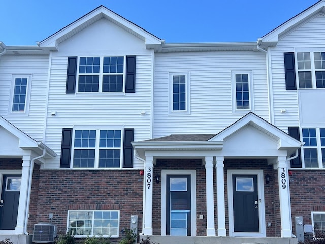 3807 Bissel Dr, Yorkville, IL 60560 - photo 1