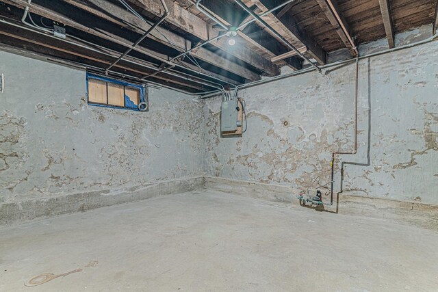 538 Raymond St, Elgin, IL 60120 - photo 22