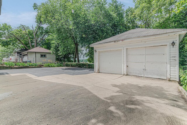 538 Raymond St, Elgin, IL 60120 - photo 25