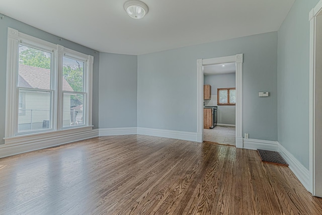 538 Raymond St, Elgin, IL 60120 - photo 5
