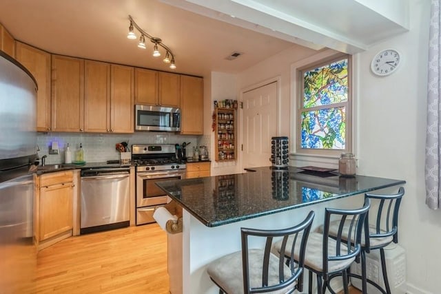 1540 W Chase Ave Unit 3E, Chicago, IL 60626 - photo 5
