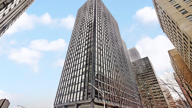 910 N Lake Shore Dr Unit 816, Chicago, IL 60611 - photo 1