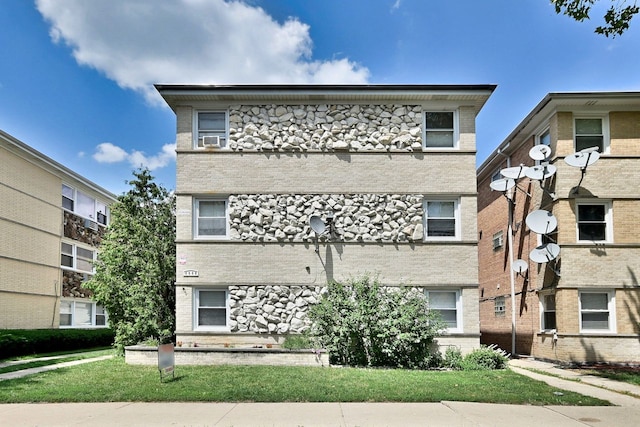 8646 W Berwyn Ave Unit 2N, Chicago, IL 60656 - photo 2