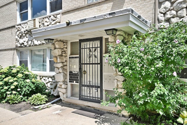 8646 W Berwyn Ave Unit 2N, Chicago, IL 60656 - photo 3