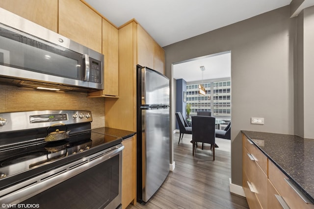 3550 N Lake Shore Dr Unit 1707, Chicago, IL 60657 - photo 9