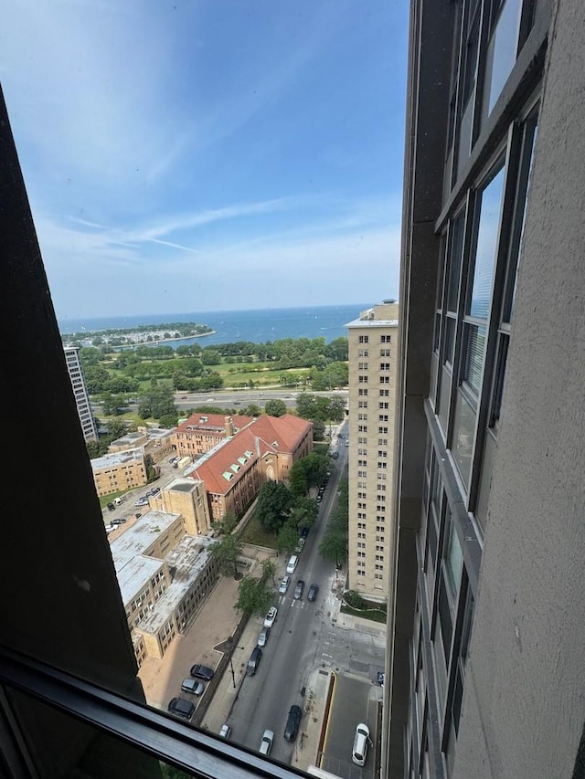 655 W Irving Park Rd, Chicago, IL 60613 - photo 24
