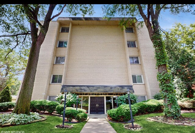 8650 Ferris Ave Unit 203, Morton Grove, IL 60053 - photo 1