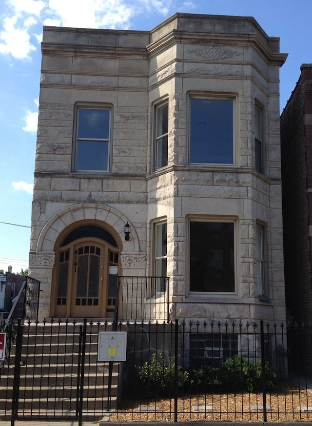 4141 W Jackson Blvd, Chicago, IL 60624 - photo 1