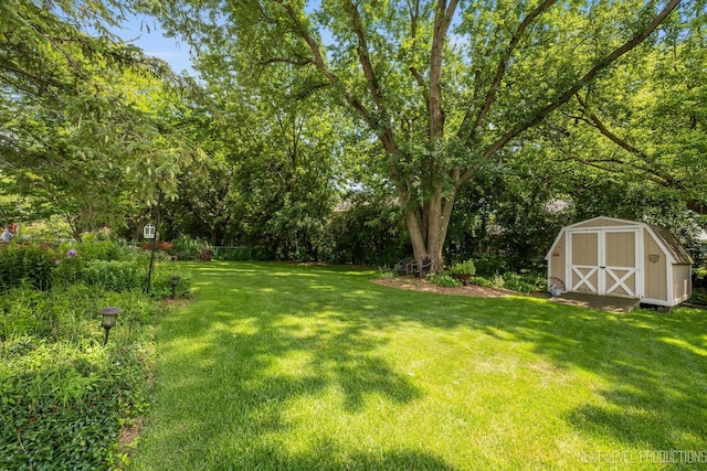 757 Hickory Ln, Carol Stream, IL 60188 - photo 25