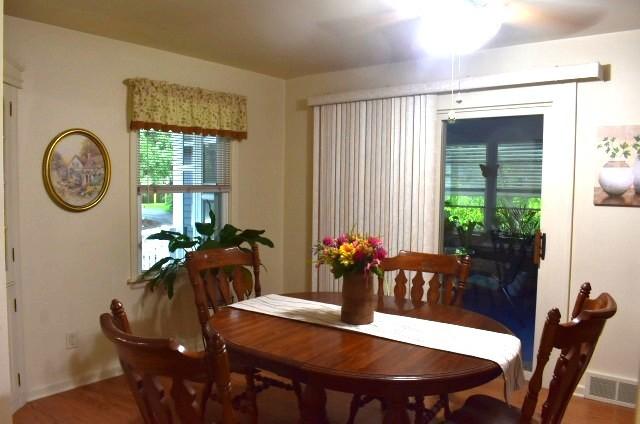 728 Broadway Ave, Sterling, IL 61081 - photo 23
