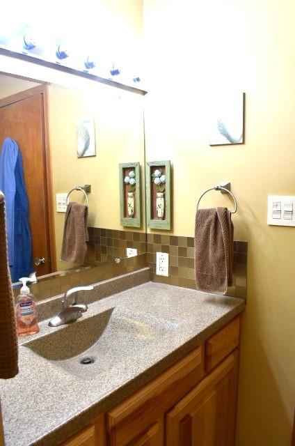 728 Broadway Ave, Sterling, IL 61081 - photo 40