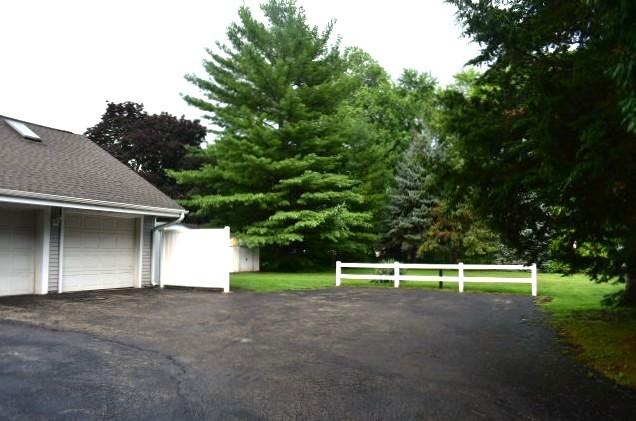 728 Broadway Ave, Sterling, IL 61081 - photo 8