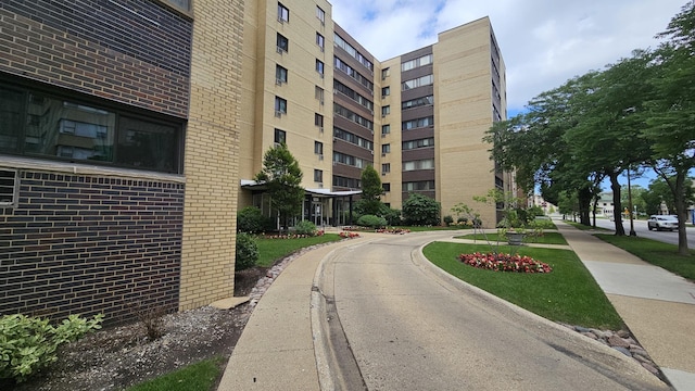 6300 N Sheridan Rd Unit 107, Chicago, IL 60660 - photo 2