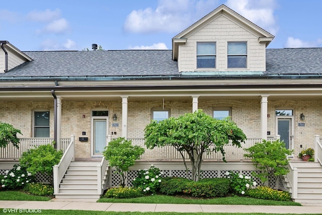 762 Deroo Loop, Highwood, IL 60040 - photo 2