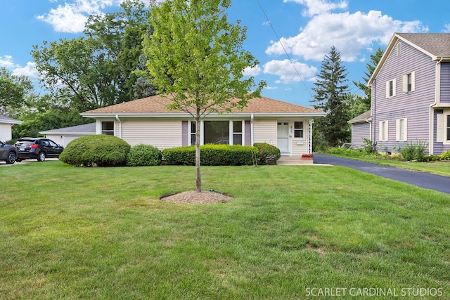 813 E Elm St, Wheaton, IL 60189 - photo 1