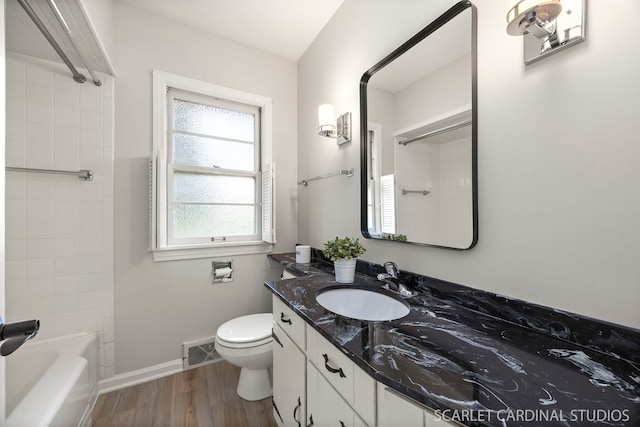 813 E Elm St, Wheaton, IL 60189 - photo 12