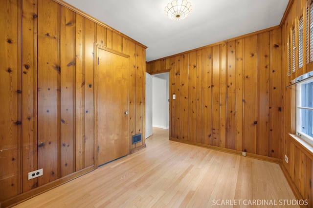 813 E Elm St, Wheaton, IL 60189 - photo 13