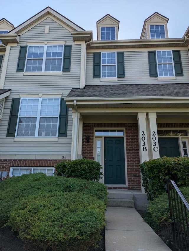 203 N Louis St Unit B, Mount Prospect, IL 60056 - photo 2