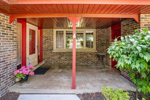 1820 Clover Rd, Northbrook, IL 60062 - photo 2