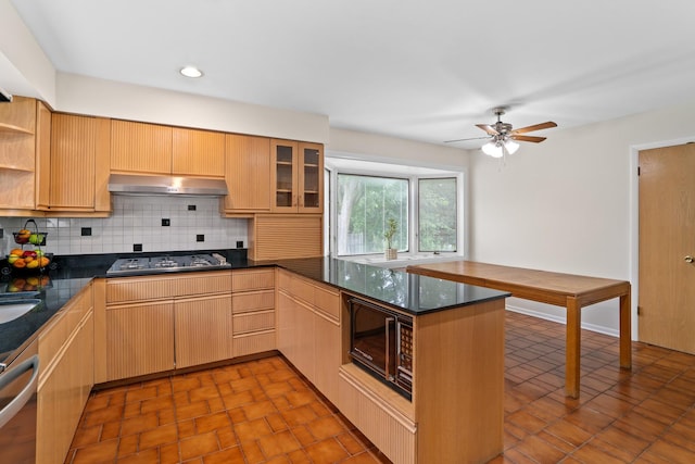1820 Clover Rd, Northbrook, IL 60062 - photo 9