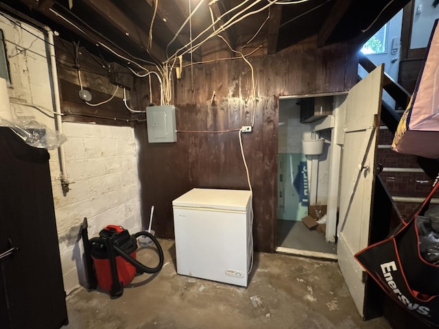703 N 3rd St, Rochelle, IL 61068 - photo 30