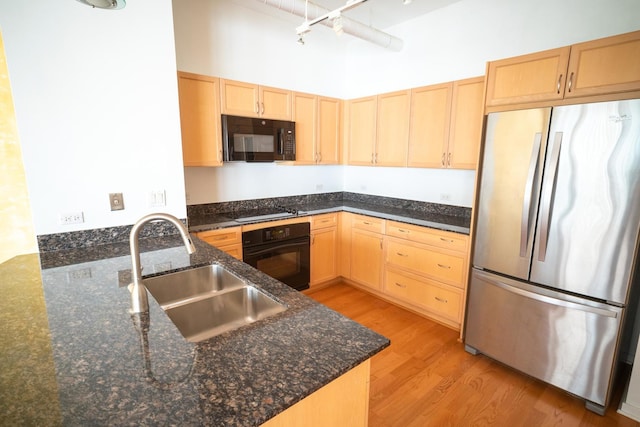 807 Davis St Unit 403, Evanston, IL 60201 - photo 5