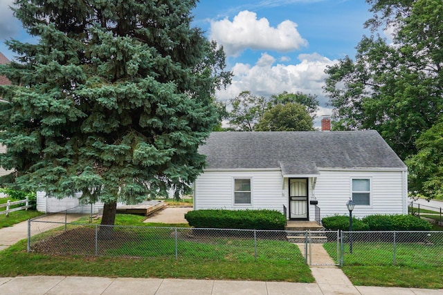 716 W Mulberry St, Bloomington, IL 61701 - photo 1