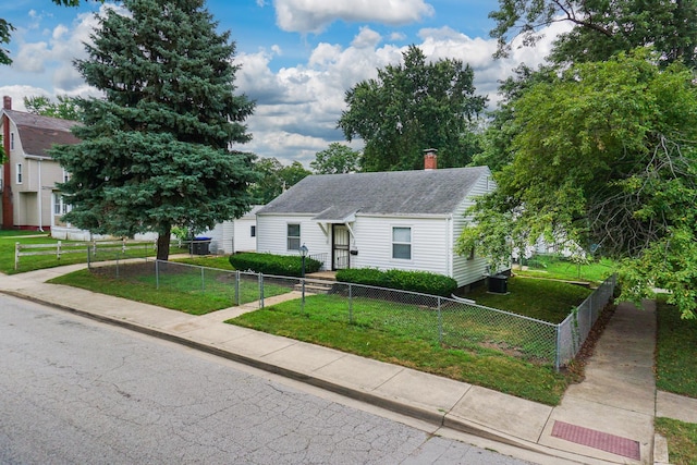 716 W Mulberry St, Bloomington, IL 61701 - photo 18