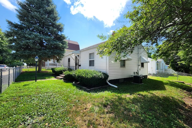 716 W Mulberry St, Bloomington, IL 61701 - photo 20