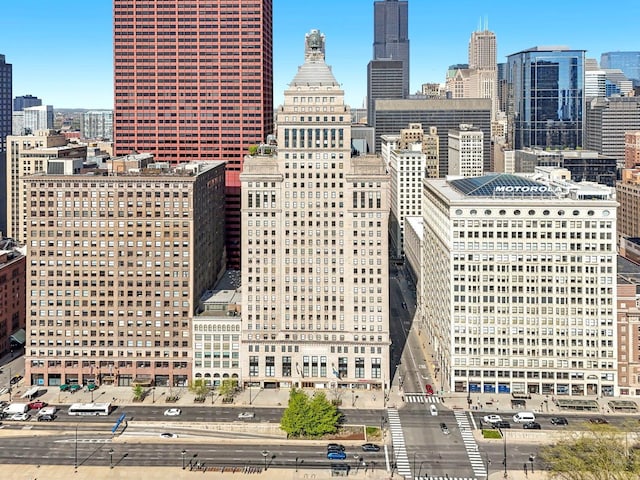 310 S Michigan Ave Unit 702, Chicago, IL 60604 - photo 1