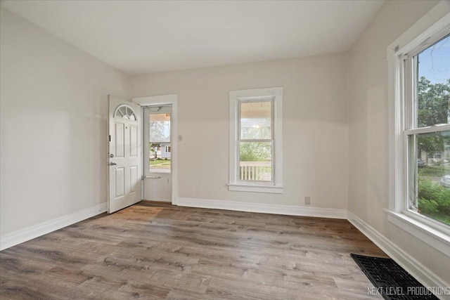 1002 Wilcox St, Joliet, IL 60435 - photo 4