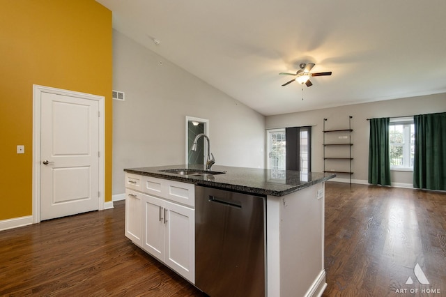 544 N Woodland Ct, Addison, IL 60101 - photo 11