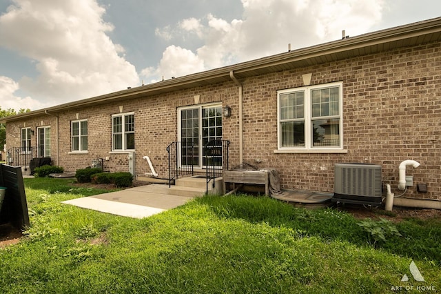 544 N Woodland Ct, Addison, IL 60101 - photo 32