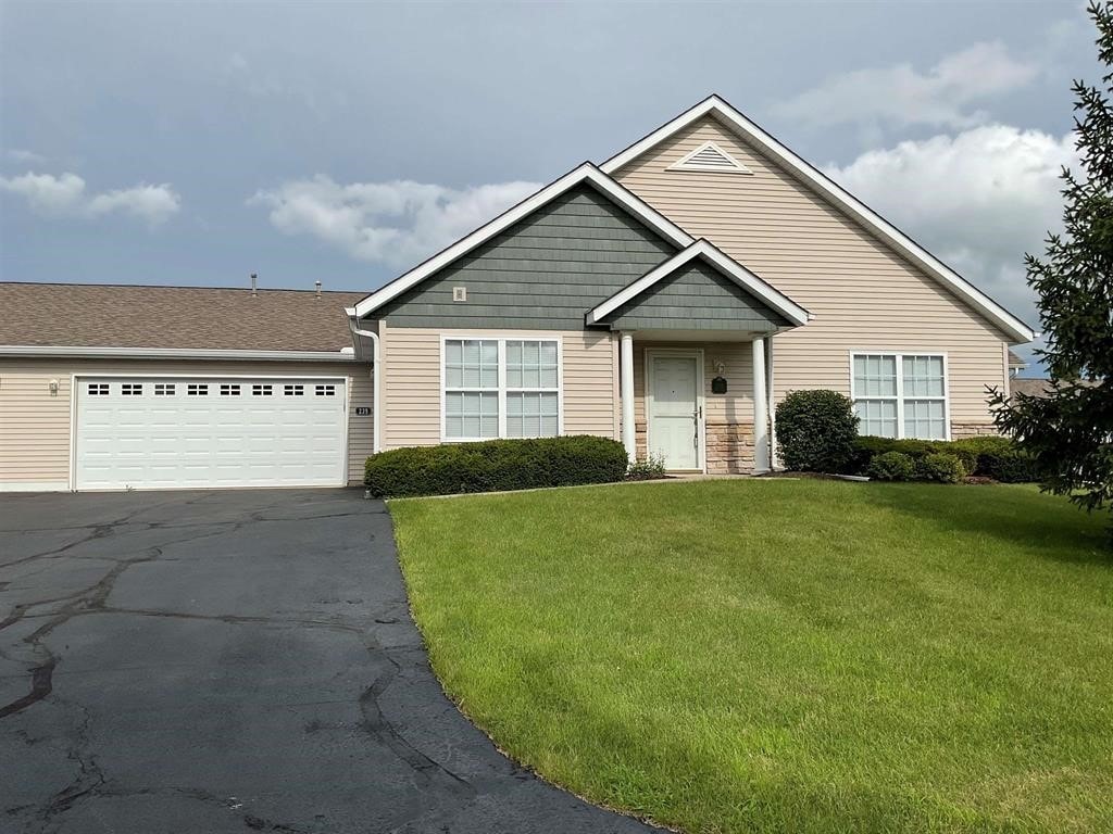 239 Lily Ln Unit 0, Rockford, IL 61107 - photo 1