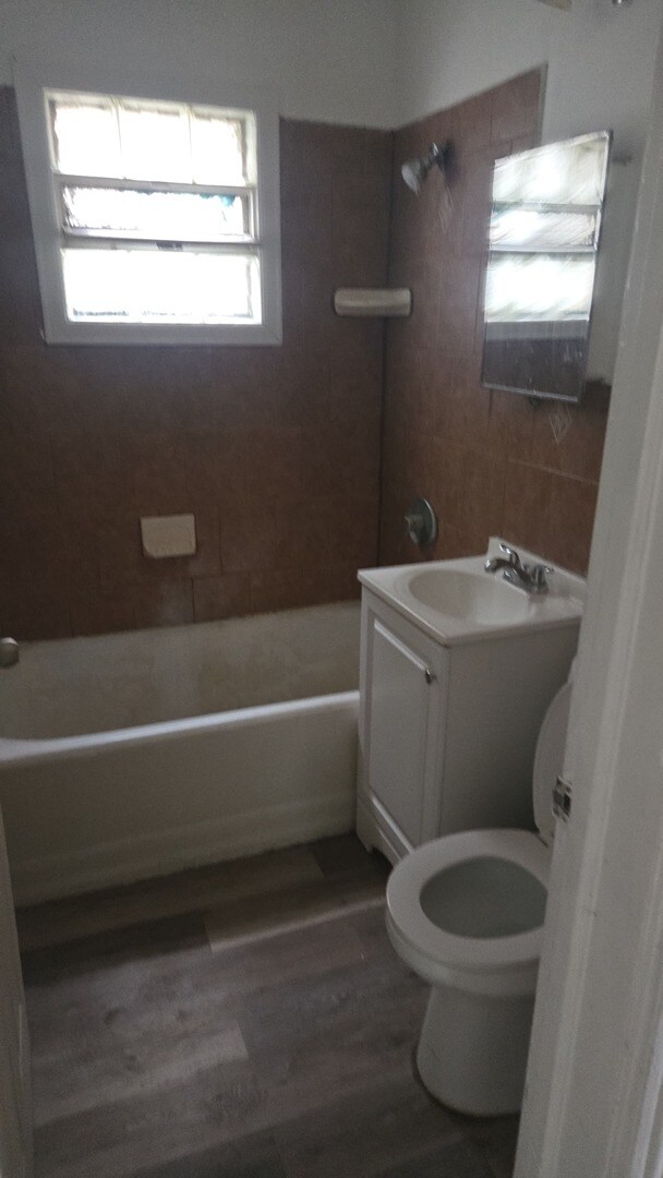 7726 S Maryland Ave, Chicago, IL 60619 - photo 18