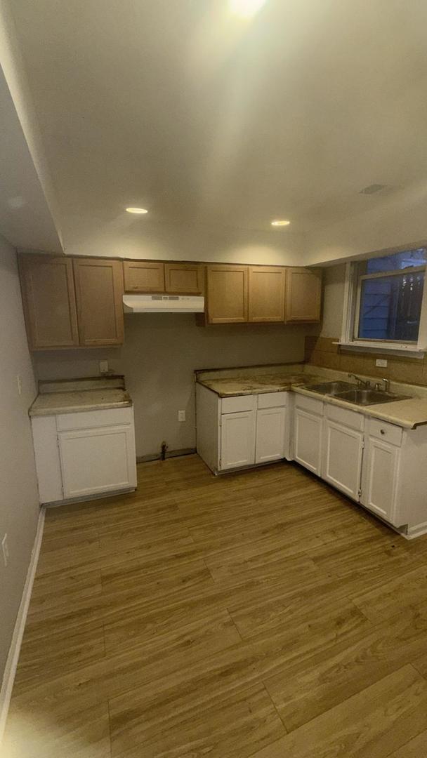 7726 S Maryland Ave, Chicago, IL 60619 - photo 6