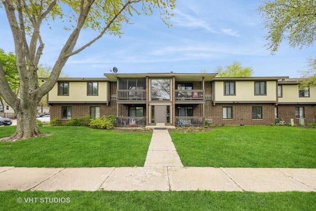 568 Somerset Ln Unit 7, Crystal Lake, IL 60014 - photo 1