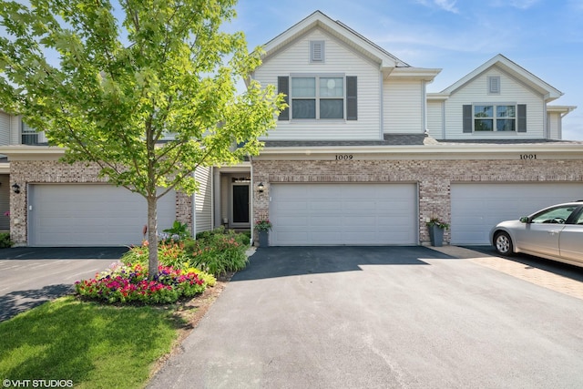 1009 N Auburn Ridge Dr, Palatine, IL 60067 - photo 1